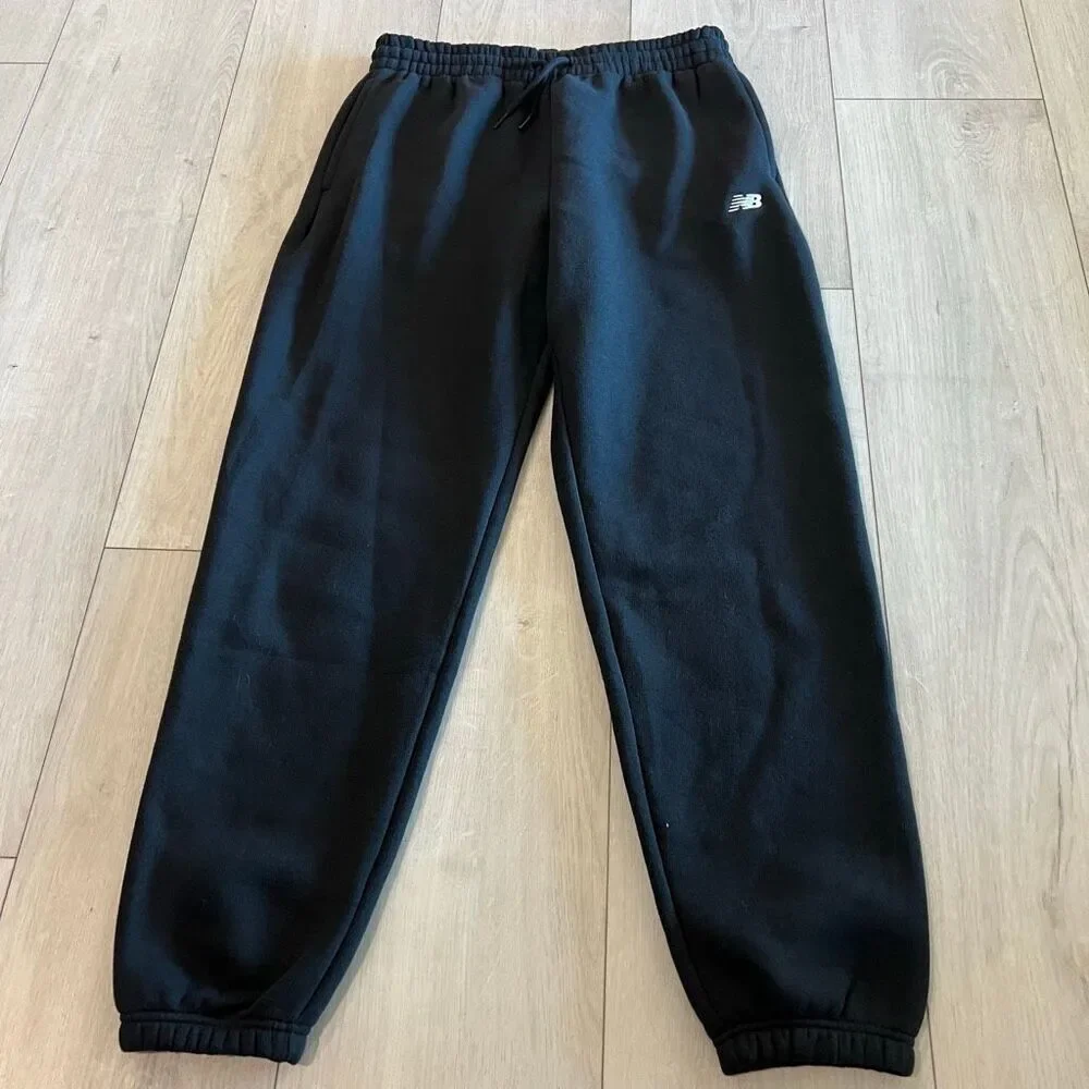 NEW BALANCE WOMENS FLEECE JOGGERS size M